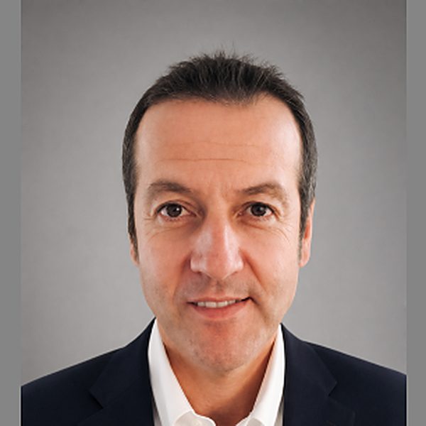 Hugo Labrín M. — retrato